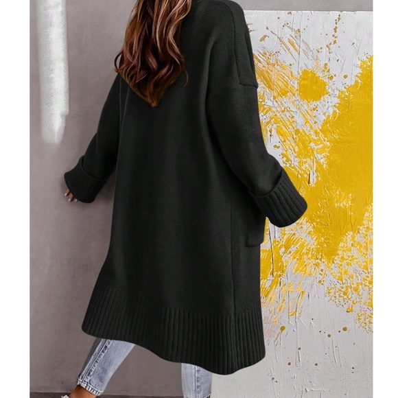 Solid Cuff Sleeve Open Front Loose Fit Cardigan - Picture 4 of 10